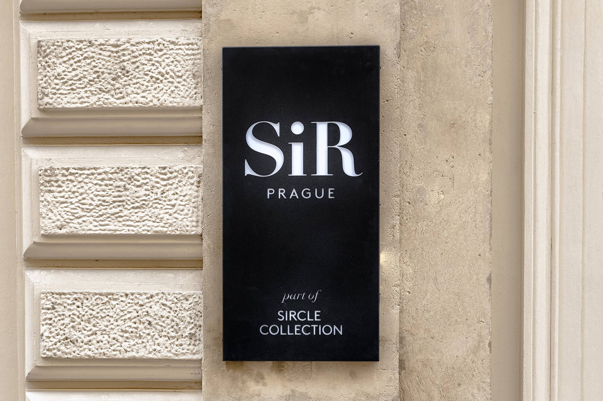 250513_Hotel-Sir-Signage-02-2