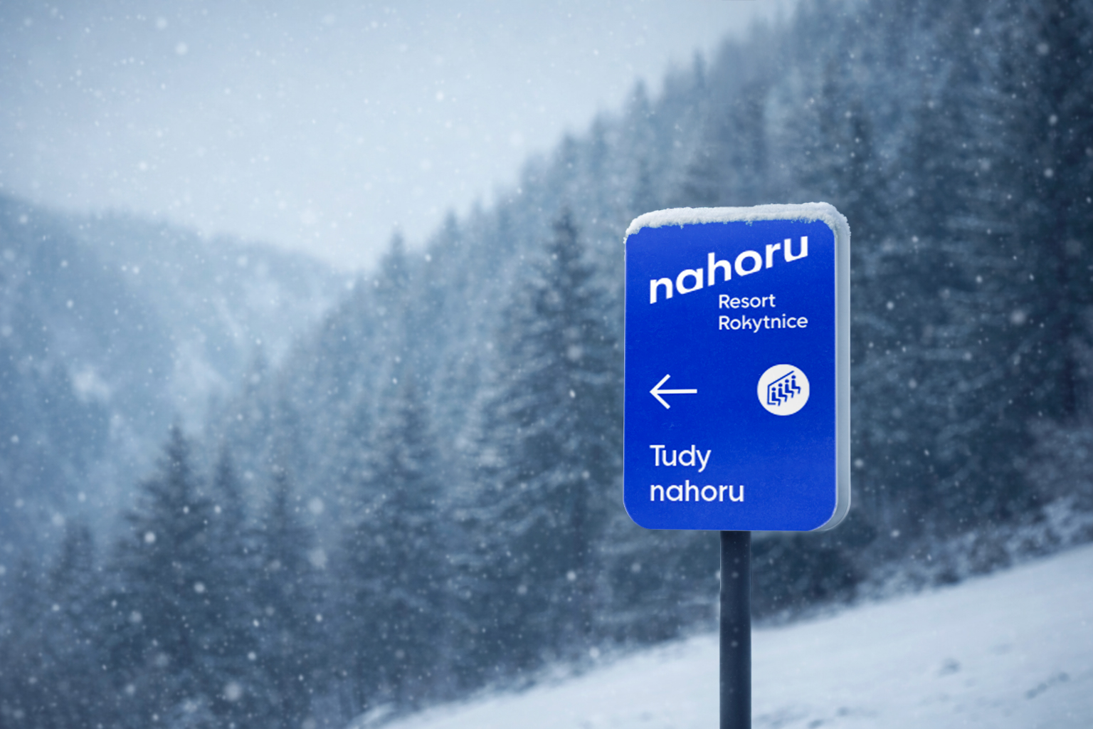 260217 Nahoru_cedule signage mockup_tudy nahoru_1